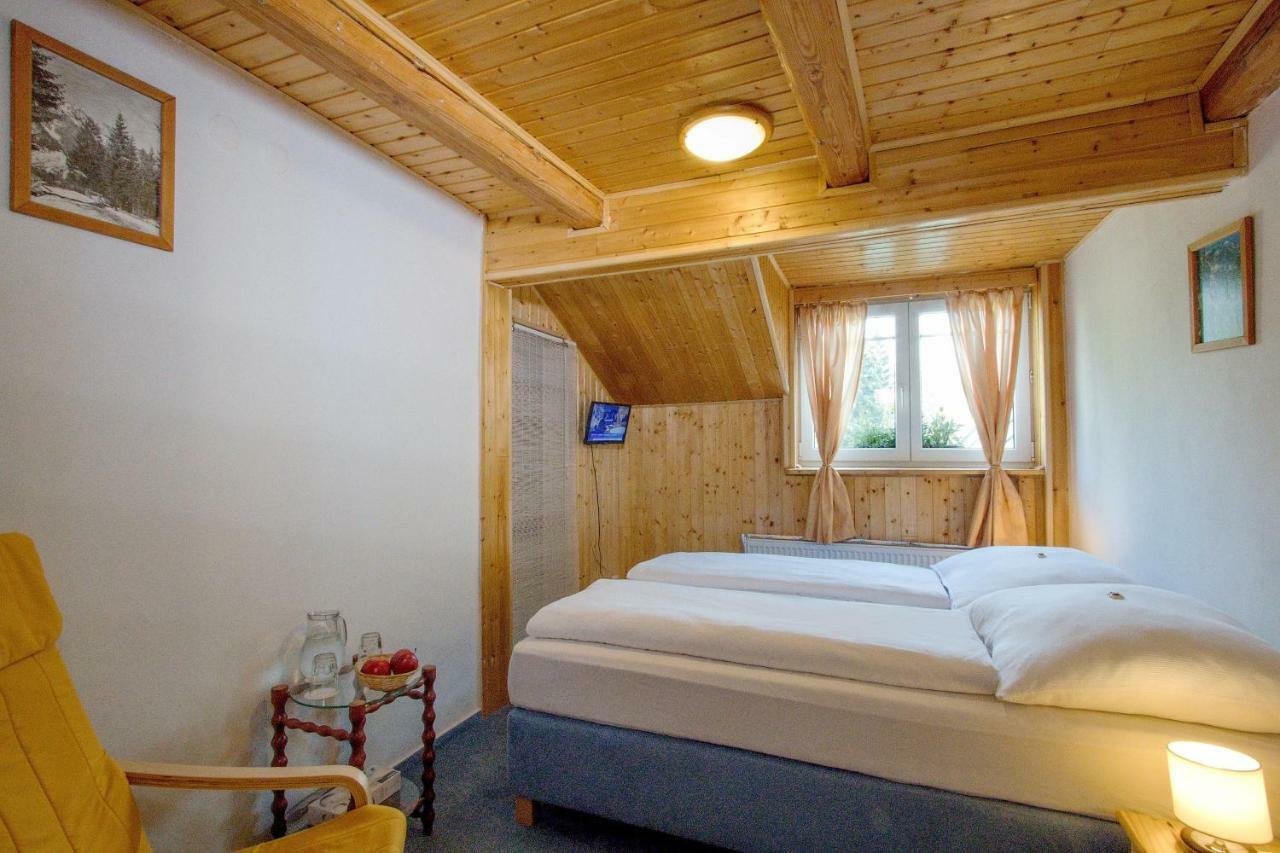 Rodinny Hotel Kaiser Desná Екстериор снимка